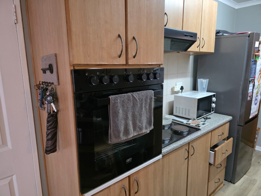 2 Bedroom Property for Sale in Langenhovenpark Free State